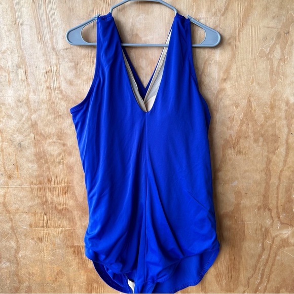 Swimsuits for All Blue V-Neck Ruched Skirted Swimsuit Blue - Picture 12 of 13
